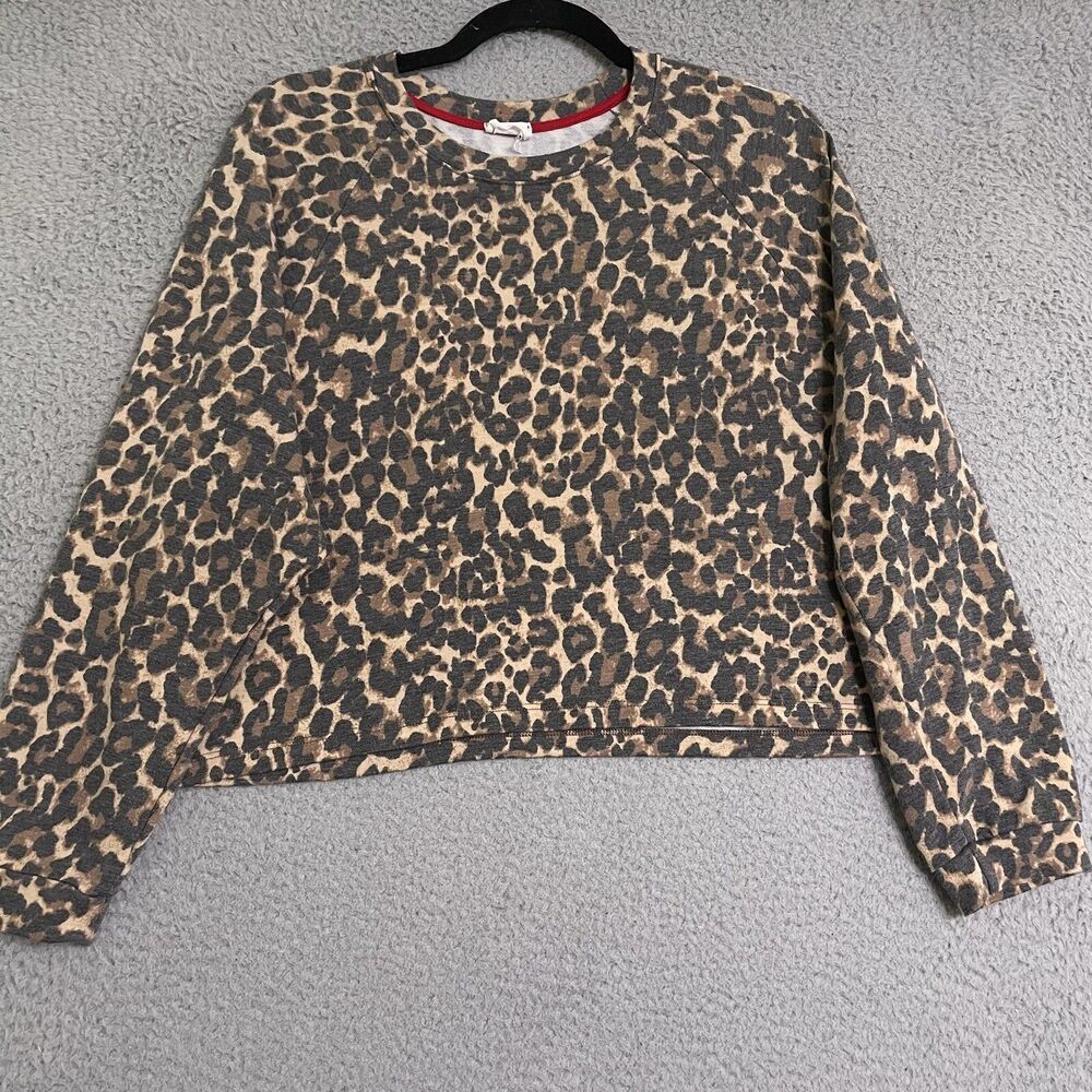 lelis collection women's top size small cropped animal print crew neck sweater